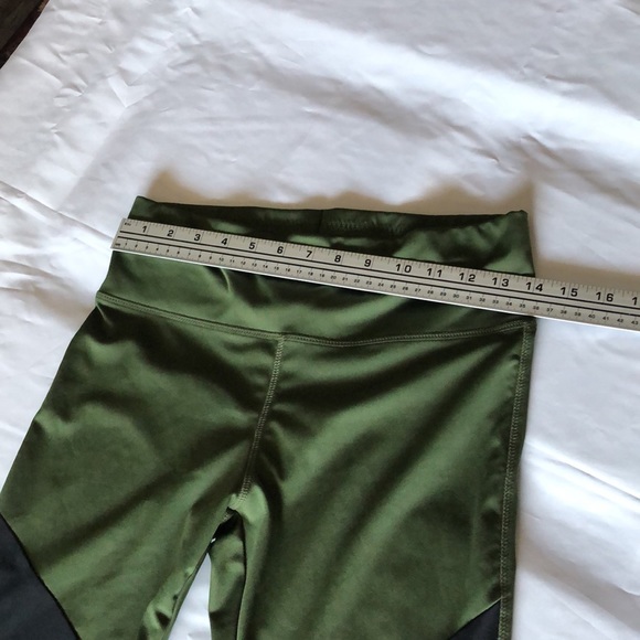 Women’s size large series 8 green with black mesh leggings - Picture 4 of 8